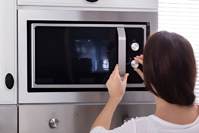 Buld-in Microwave Repair in Suwanee